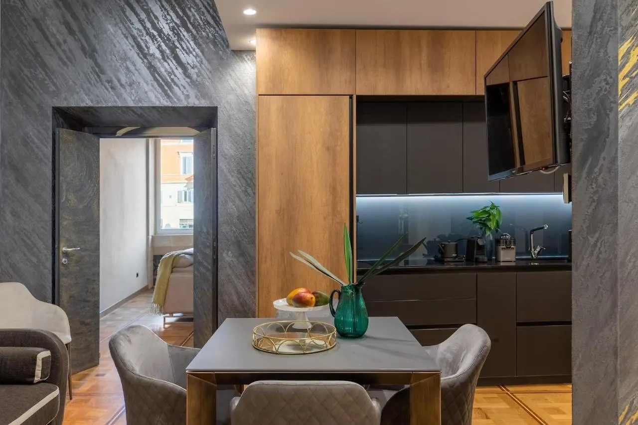 Iflat The Trevi View Apartment Rome Italy